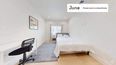 Building Photo - Private bedroom in 5 bed/5 bath Home