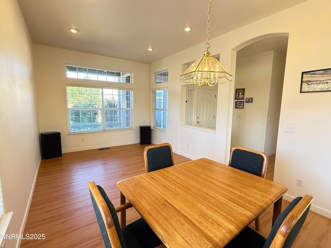 Building Photo - 7850 Tormes Ct
