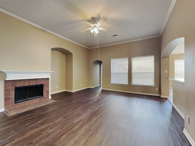 Building Photo - 3493 Cedar Prairie Dr