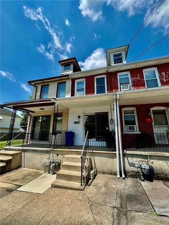 Building Photo - 121 9th St