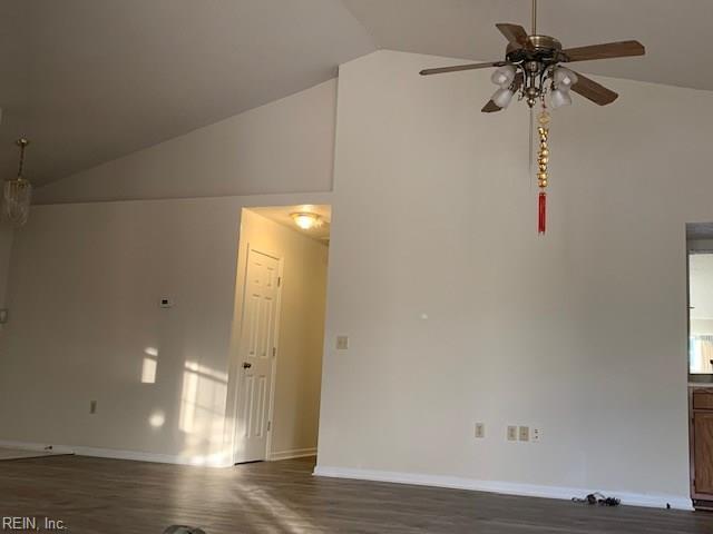 Building Photo - 2966 Desert Rd