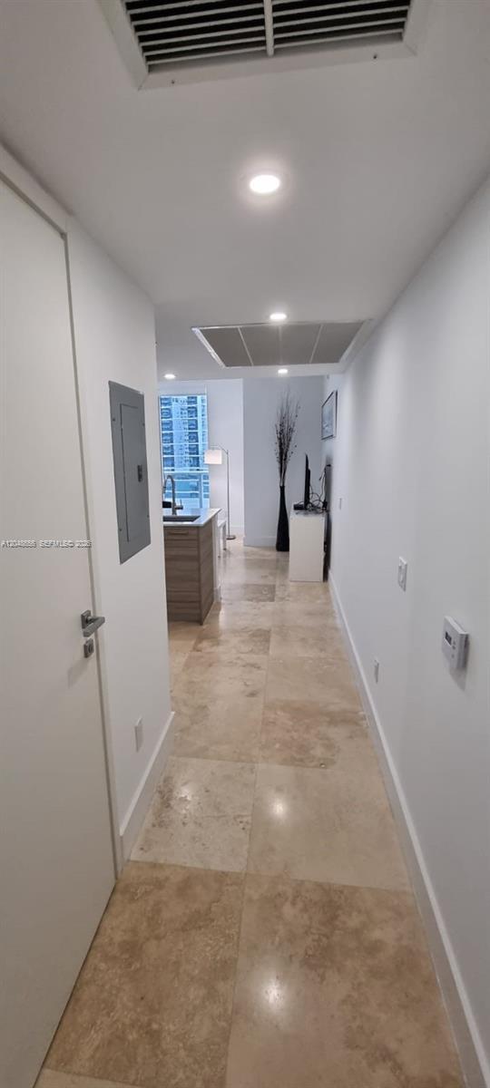 Foto del edificio - 1300 Brickell Bay Dr