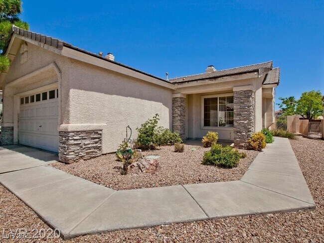 Foto del edificio - 9712 Panorama Cliff Dr