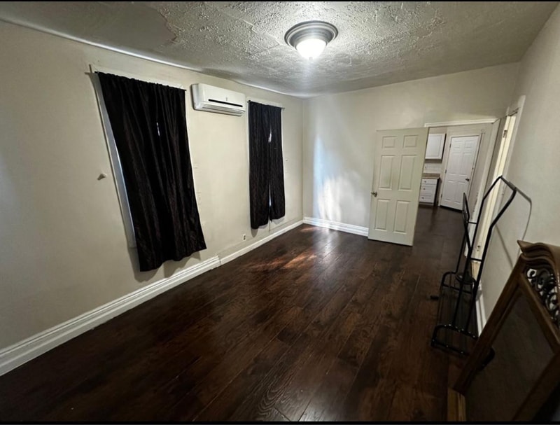 Foto del edificio - 77 Orient Ave