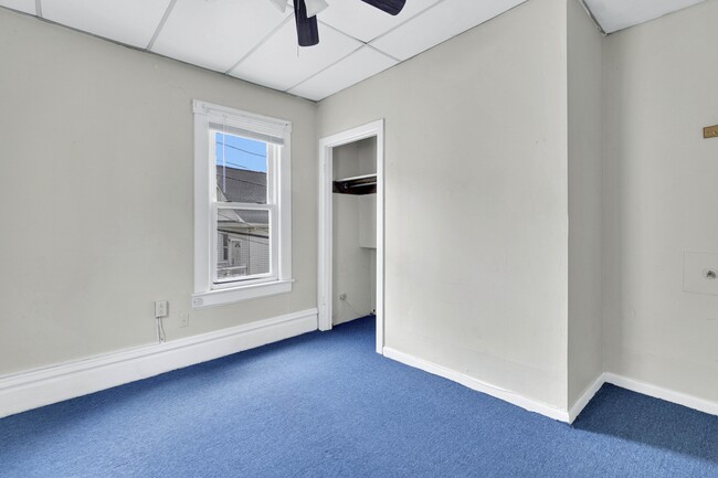 Building Photo - 455 Dallas St
