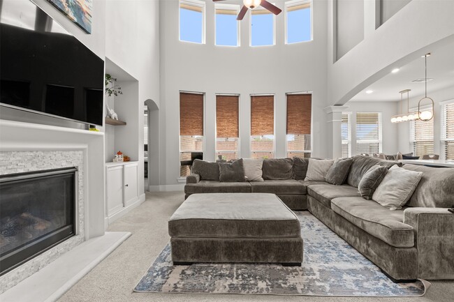 Building Photo - 3017 Broadhaven Dr