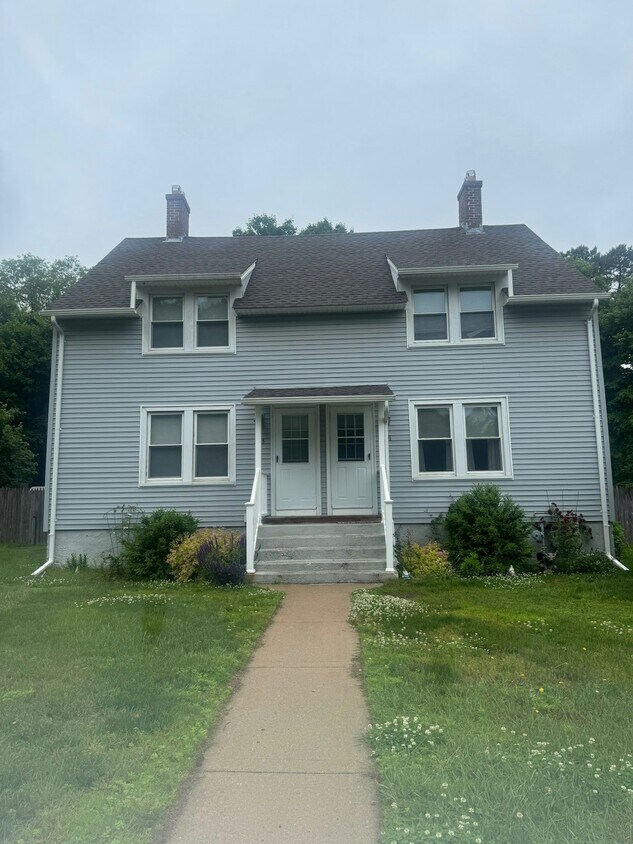 Foto principal - 101 Bowling Ln