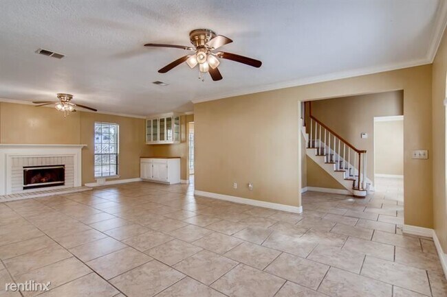 Building Photo - 4 br, 2.5 bath House - 16918 River Willow ...