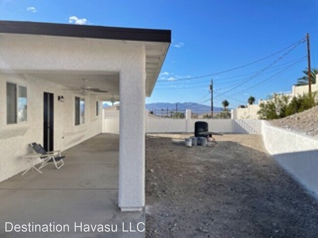 Building Photo - 3 br, 2 bath House - 2765 Arcadia Dr