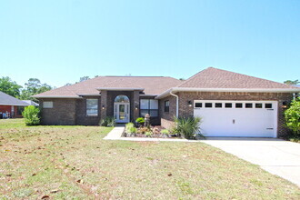 Building Photo - 2563 2nd Ct