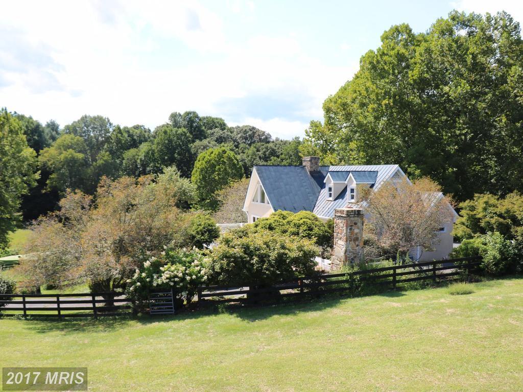 9078 Knoll Run Ln, Marshall, VA 20115 House Rental in Marshall, VA