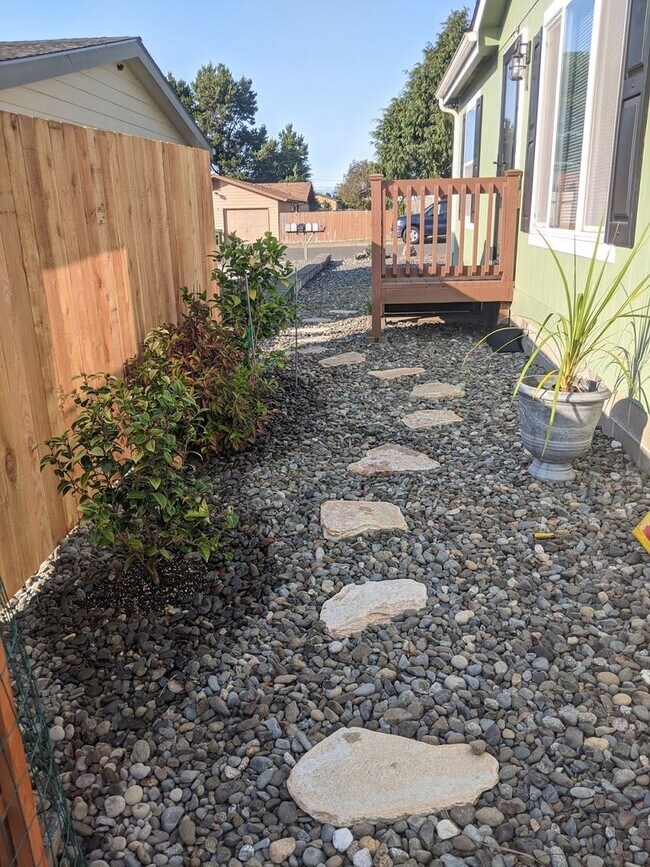 Foto del edificio - COMING SOON! NOW TAKING APPLICATIONS! An Outdoor Entertainer's Dream on the Majestic Oregon Coast!