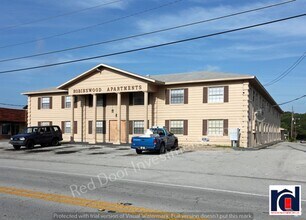 Building Photo - 800 N Hastings St