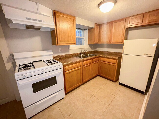 Foto del edificio - 620 2nd Ave NW