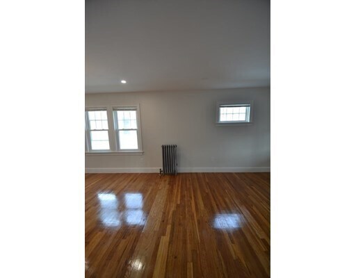 Foto del edificio - 48 Edenfield Ave