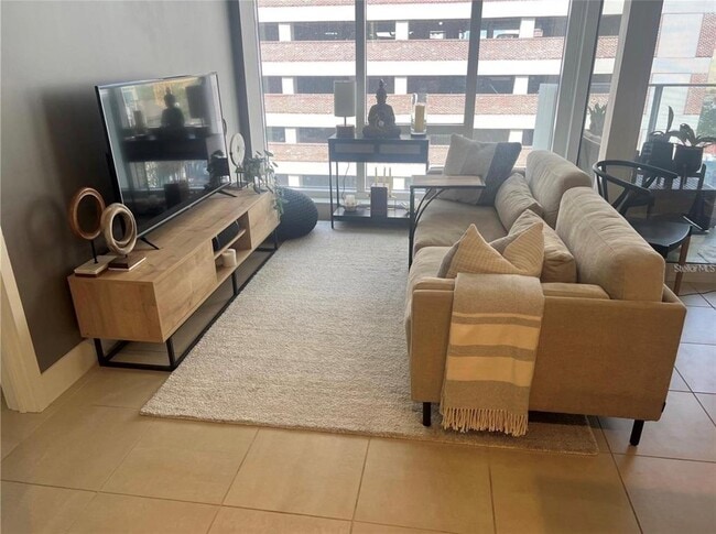 Foto del edificio - 145 2nd Ave S