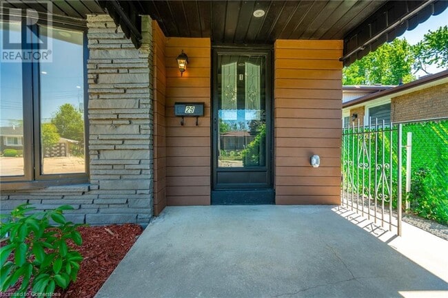 Building Photo - 29 Northgate Dr