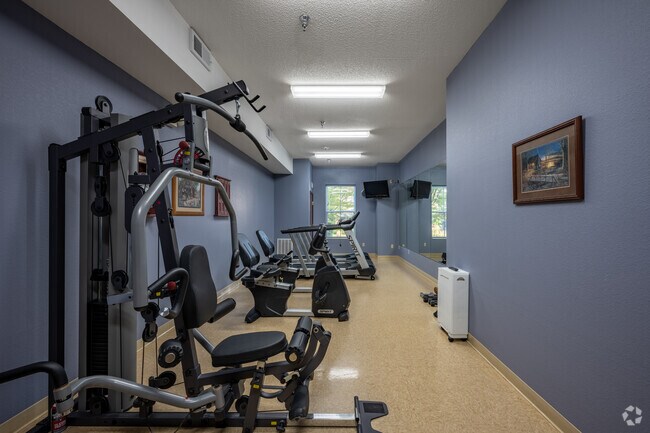 Gimnasio - Lodge Apartments at Little Canada