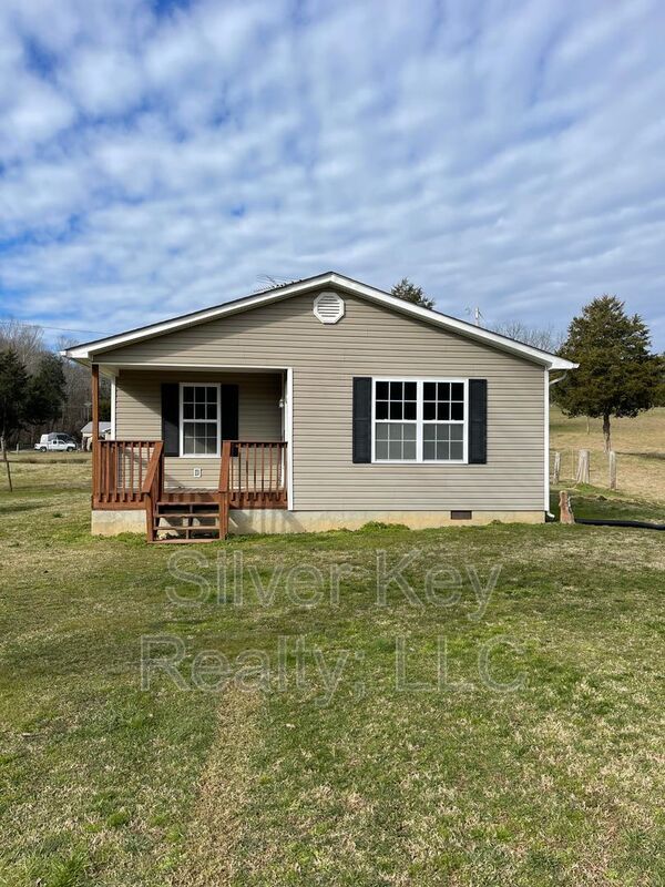 Building Photo - 166 Ray Ln