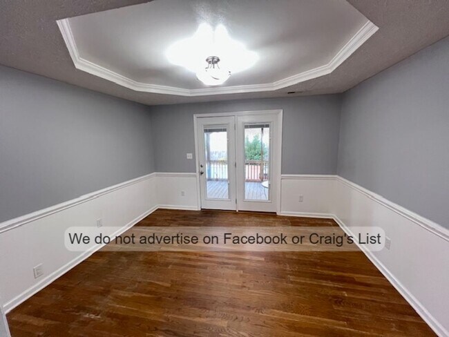 Building Photo - Birch Creek- Franzia Drive