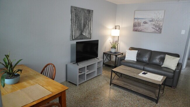 Foto del edificio - 237 18th Ave S