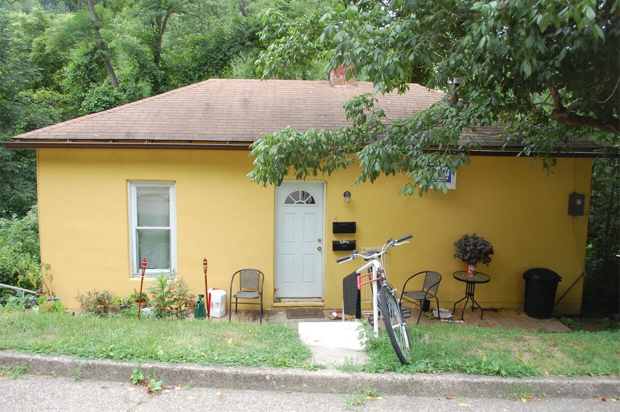 4 Spring St, Athens, OH 45701 Townhome Rentals in Athens OH