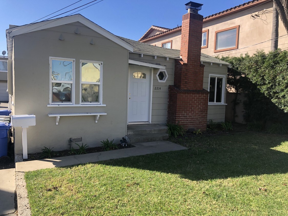 2214 Rockefeller Ln, Redondo Beach, CA 90278 House Rental in Redondo