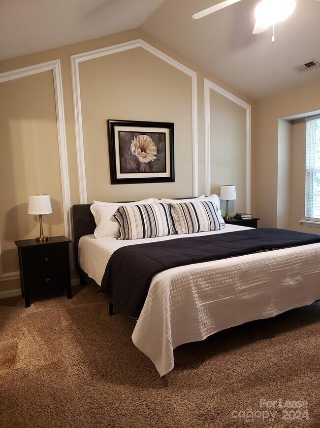 Foto del edificio - 10643 Greyhound Dr