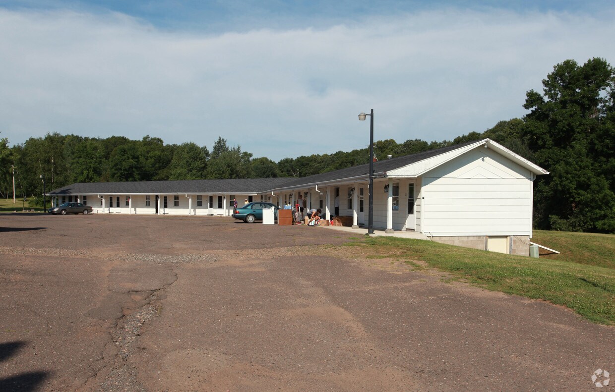 Mora Flats Apartments in Mora, MN