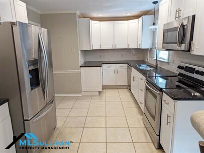 Foto del edificio - 7416 Ray Rd