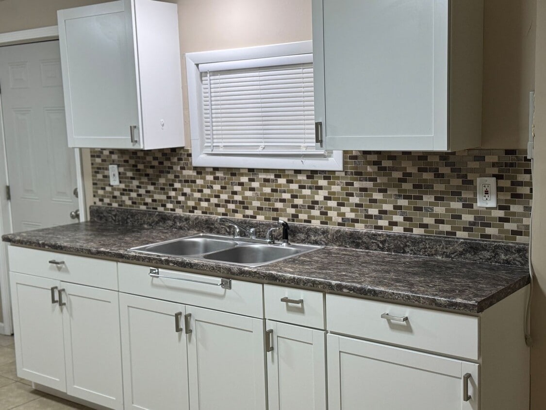 Foto principal - 2102-2104 Messanie St.