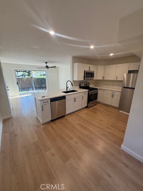 Foto del edificio - 1365 Crafton Ave