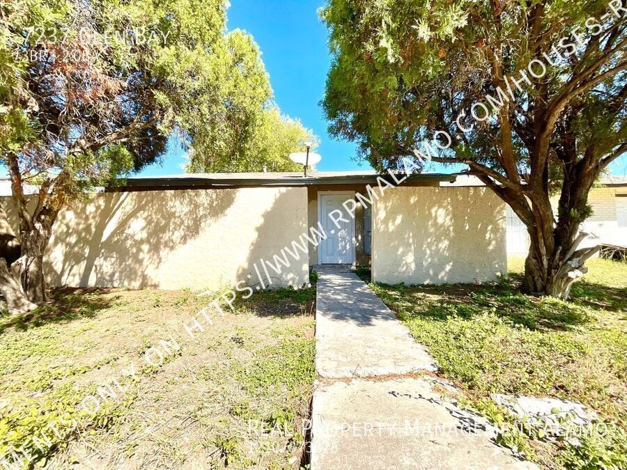 Foto principal - 7237 Glen Bay Dr