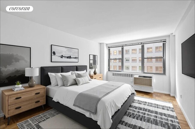 Building Photo - 209 E 56th St