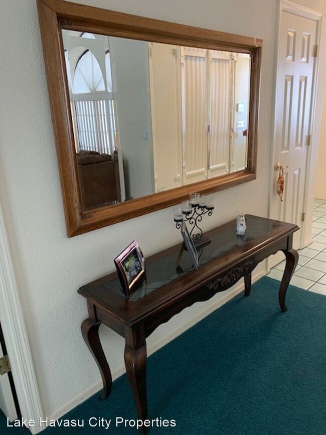 Building Photo - 3 br, 2 bath House - 3270 Fan Palm Dr