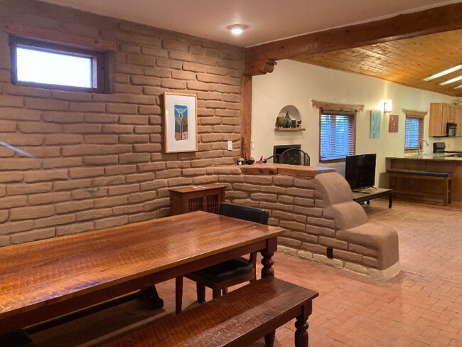 Building Photo - 5991 Corrales Rd