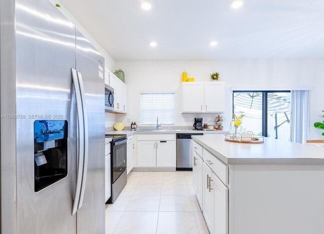 Foto del edificio - 1156 SW 6th Ct