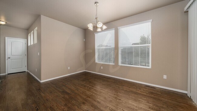 Building Photo - Stunning 5 bedroom home in Banning Lewis R...