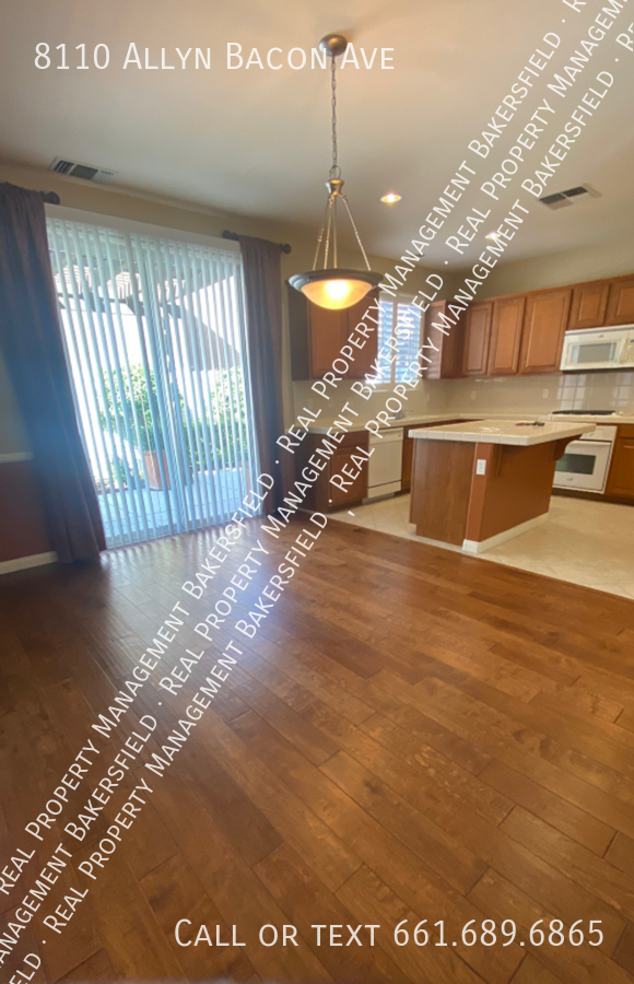 Foto del edificio - 8110 Allyn Bacon Ave - Zero Deposit, Ask u...