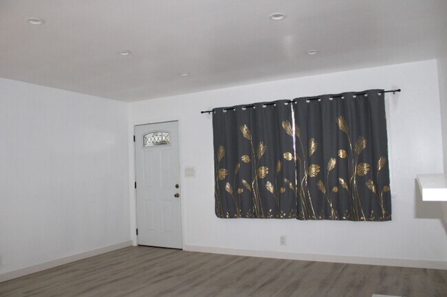 Building Photo - PENDING 419 S. 24th St., Richmond, CA  94804