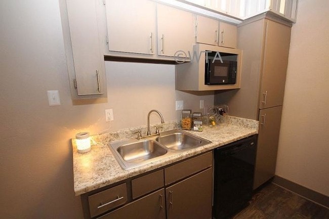 Building Photo - 1 bedroom in ROUND ROCK TX 78681
