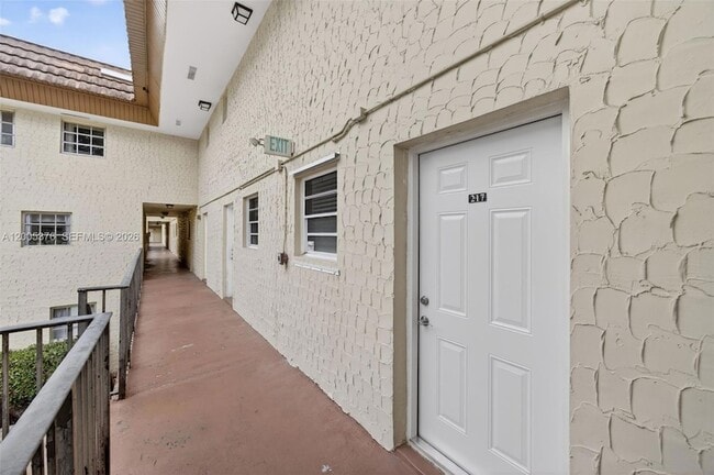Foto del edificio - 8550 SW 109th Ave