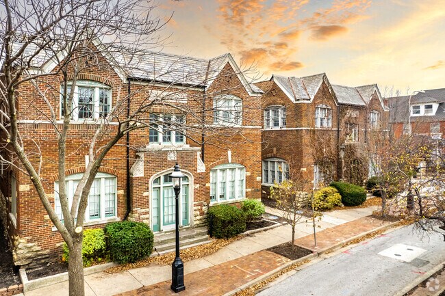Foto del edificio - 521-551 W 11th St
