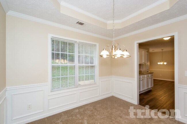 Building Photo - 165 Aspen Forest Dr