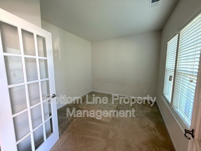 Building Photo - 1524 Bailiff Ct SW