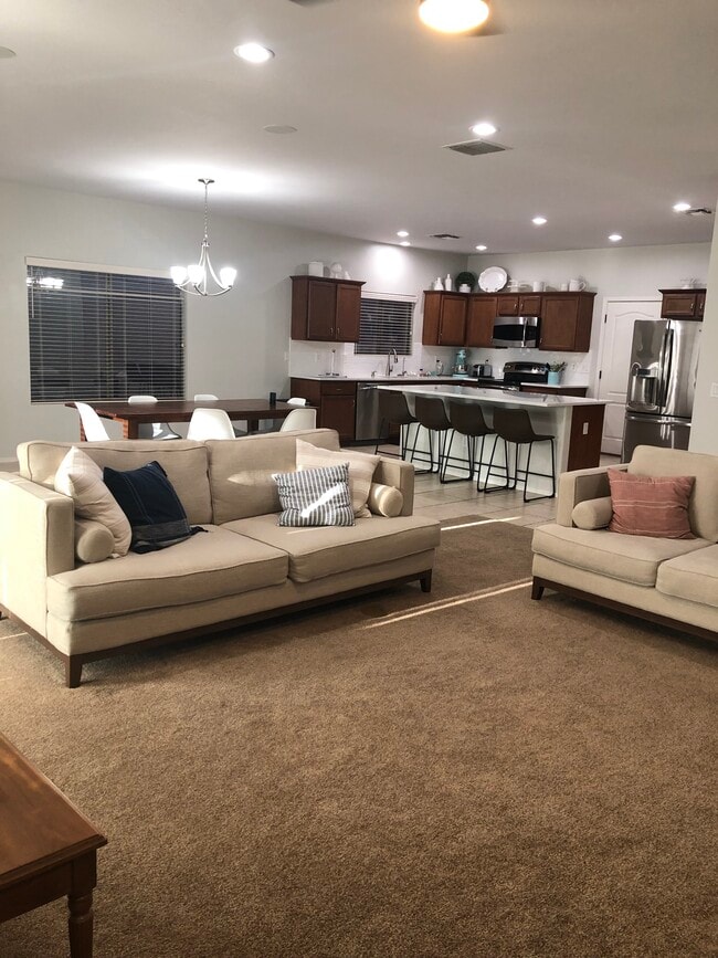 Building Photo - 7653 W Quachila Ct