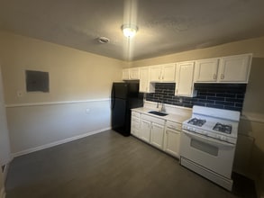 Building Photo - 4219 Chamberlayne Ave