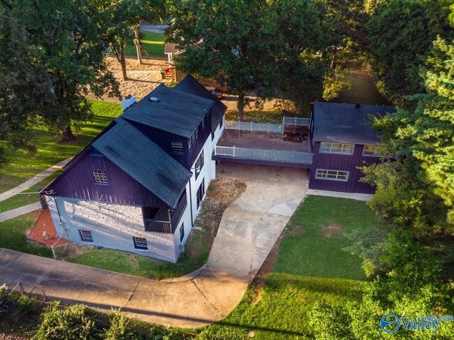 Foto del edificio - 7605 Fleming Hills Dr SW