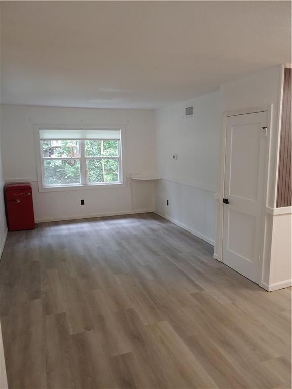Foto del edificio - 1450 Shadowbrook Dr