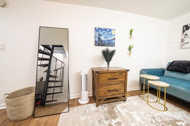 Foto del edificio - 328 E 74th St
